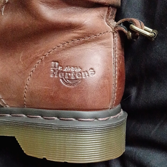 Doc Marten Triumph 7 - Picture 3 of 10